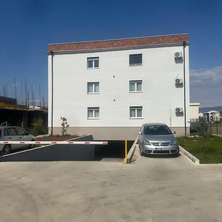 Monteva New Апартаменти